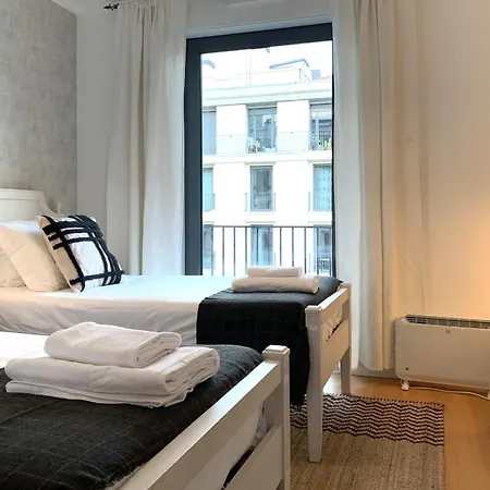 Apartman Mm3 Modern With Castle View In Baixa-rossio! Free Parking *